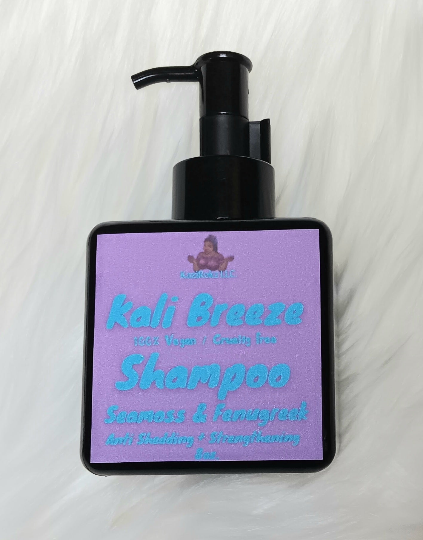 Kali Breeze Seamoss & Fenugreek Shampoo. Strengthen and grow your hair naturally. 100% Vegan/ Cruelty Free. 8oz