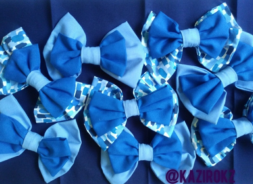 Bubbly blue hair bow
