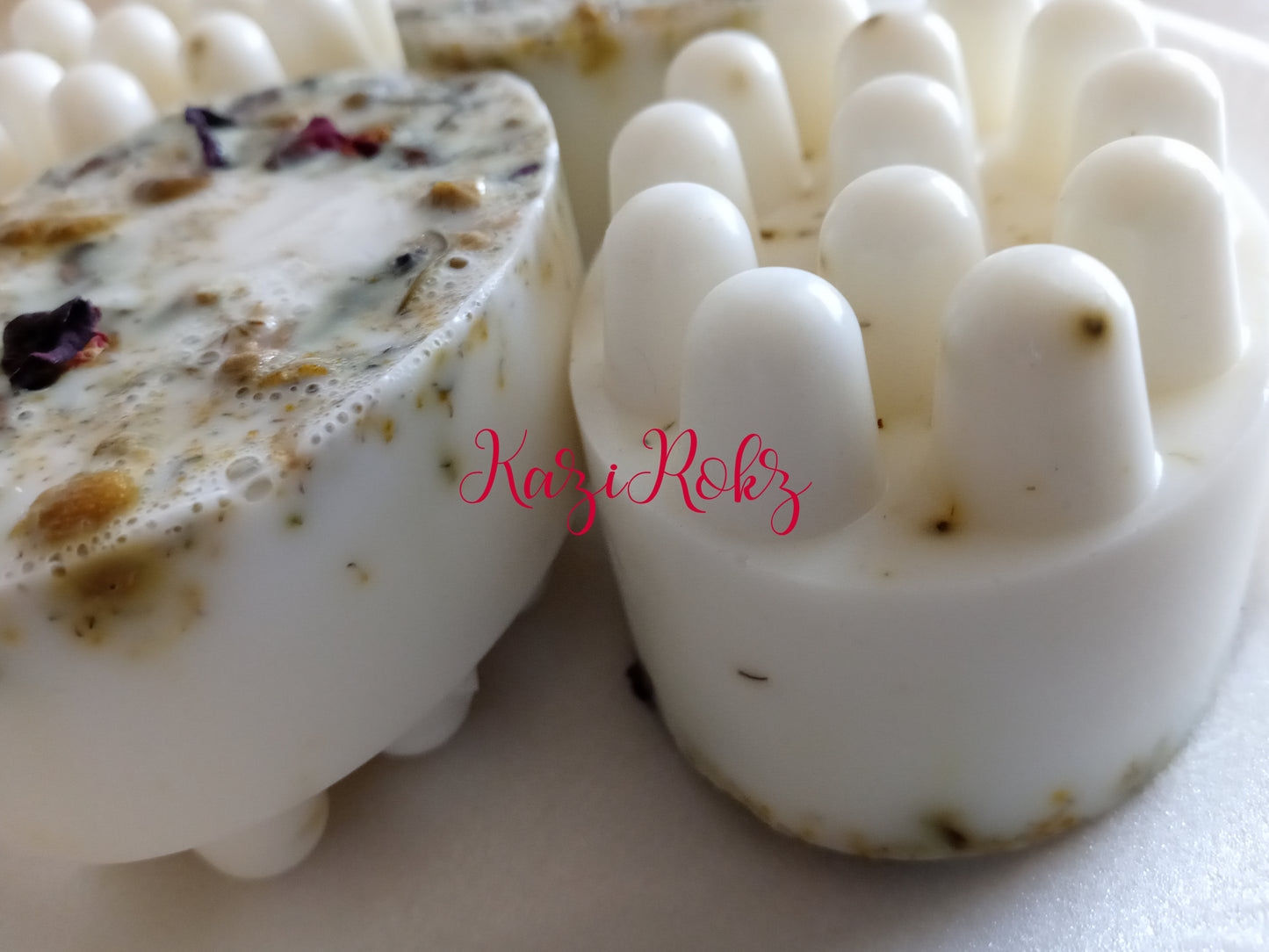 Organic Flower's Soap Bar (100% Vegan / Cruelty free)Rose Water, Camomile, and Shea Butter!