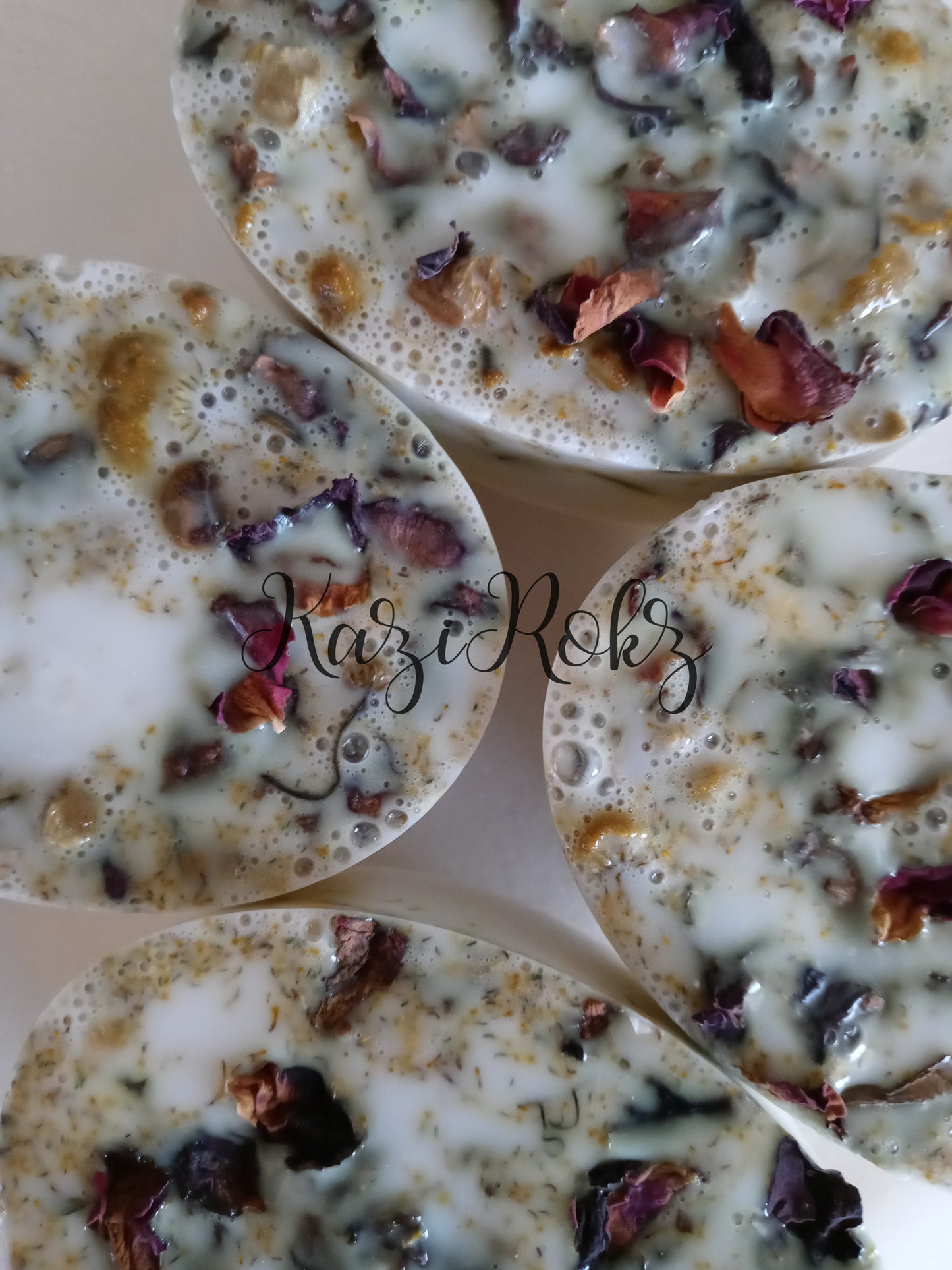Organic Flower's Soap Bar (100% Vegan / Cruelty free)Rose Water, Camomile, and Shea Butter!