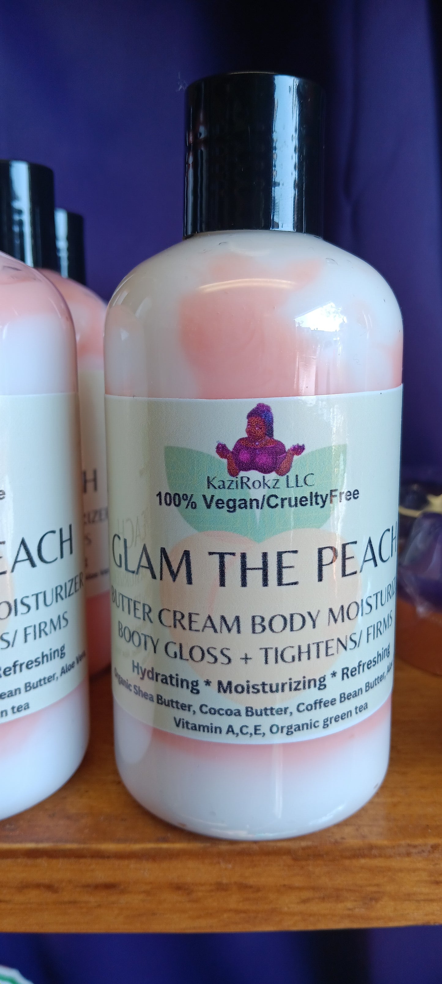 GLAM THE PEACH 🍑! BOOTY BOOSTING BUTTERCREAM. Tightens and Firms your BOOTY, BREAST, AND ABDOMEN. 8OZ PUMP BOTTLE! 100% Vegan/ Cruelty Free