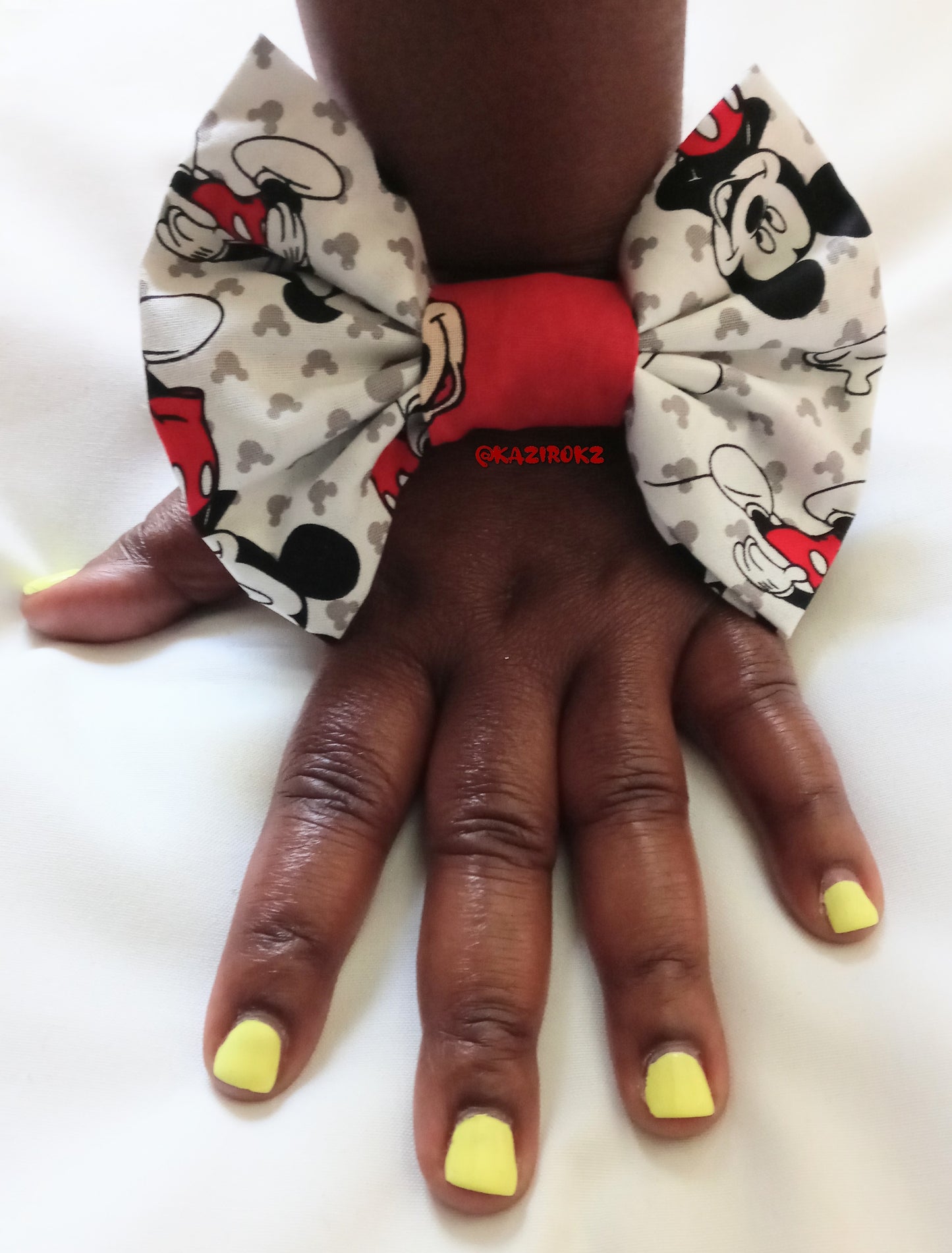 MICKEY & MINNIE MOUSE HAIR BOW SCRUNCHIE (BLACK / RED)