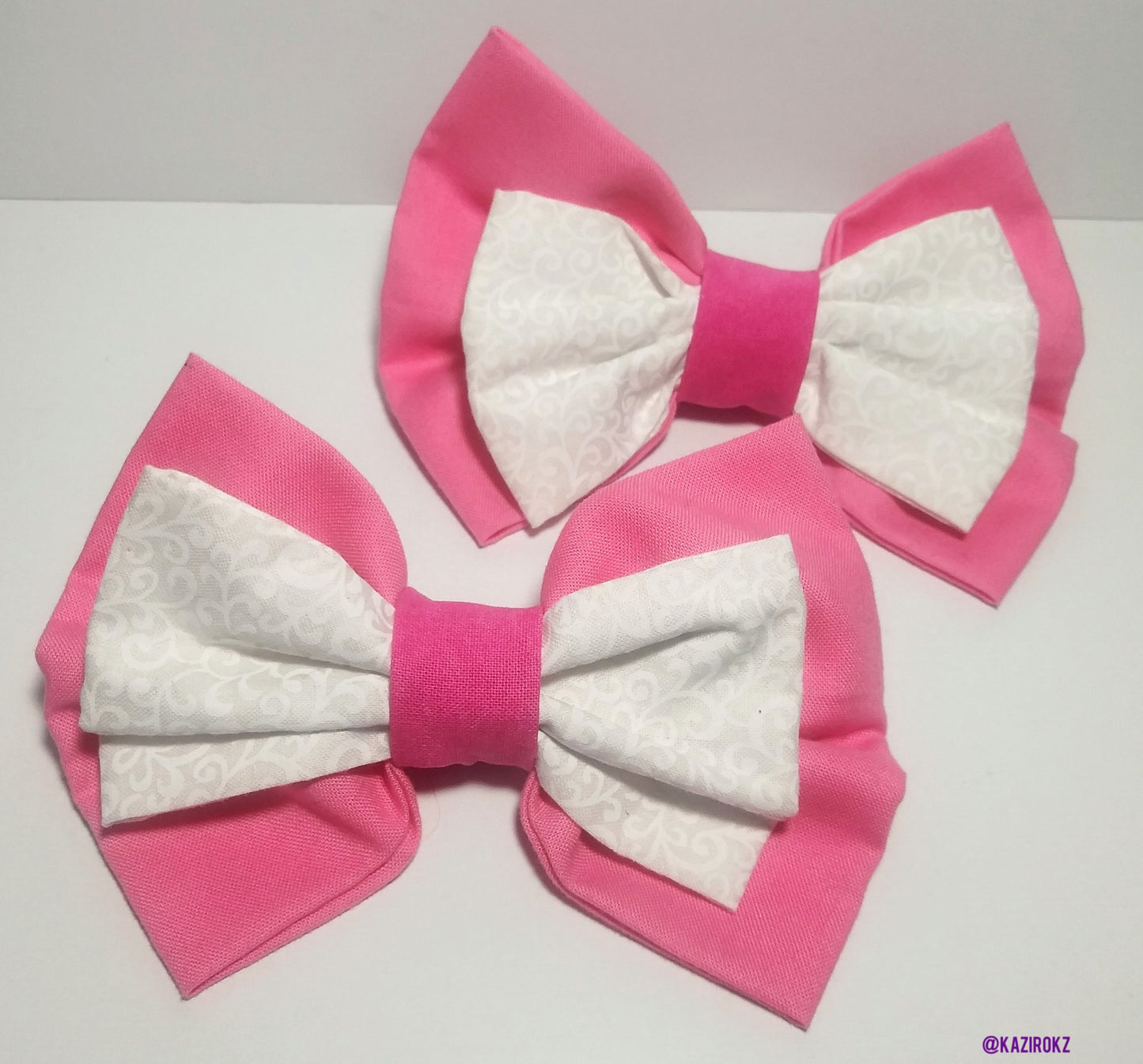 Pink & White flower Print Hair Bows