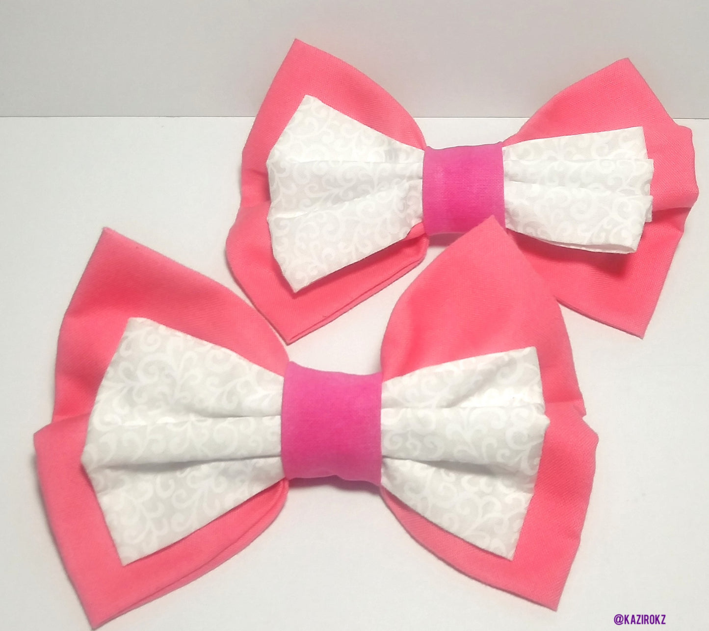 Pink & White flower Print Hair Bows