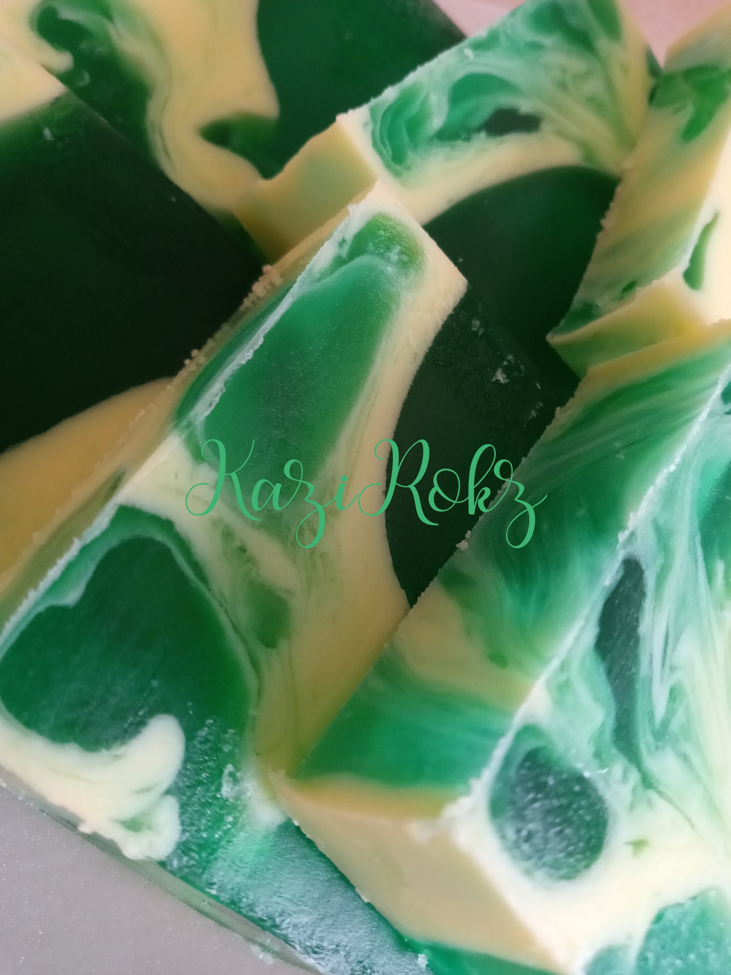 Cucumber Melon Hemp Bar Soap (100% Vegan / Cruelty Free)